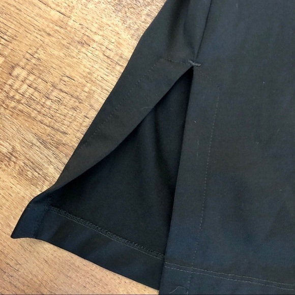 Wilson black skort  with slits on the sides.  Size Small - Picture 5 of 9